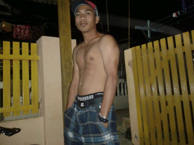 ARB_bhogel's profile picture. Sakit tak kunjung sembuh...