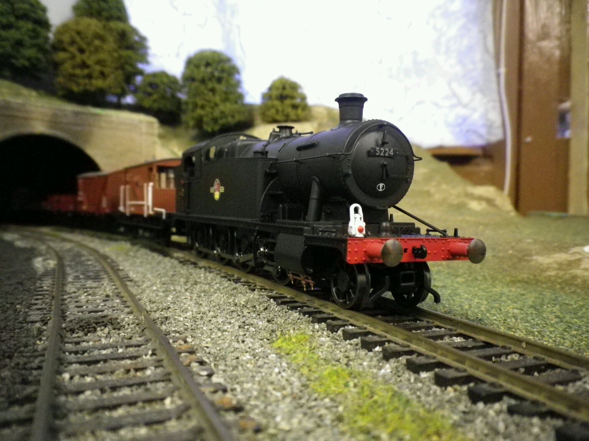 The Dee Valley Railway is a ten mile heritage railway between Garth Y Dwr and Aberdare Junction in North Wales