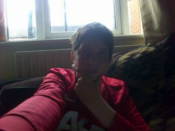 robertlfuk12's profile picture. Panda the nickname, football is my game 16 from ENGLAND!!! 4 more info dm me .... Also had me on fb robert francis and on BBM ( blackberry messenger )2B4914AC