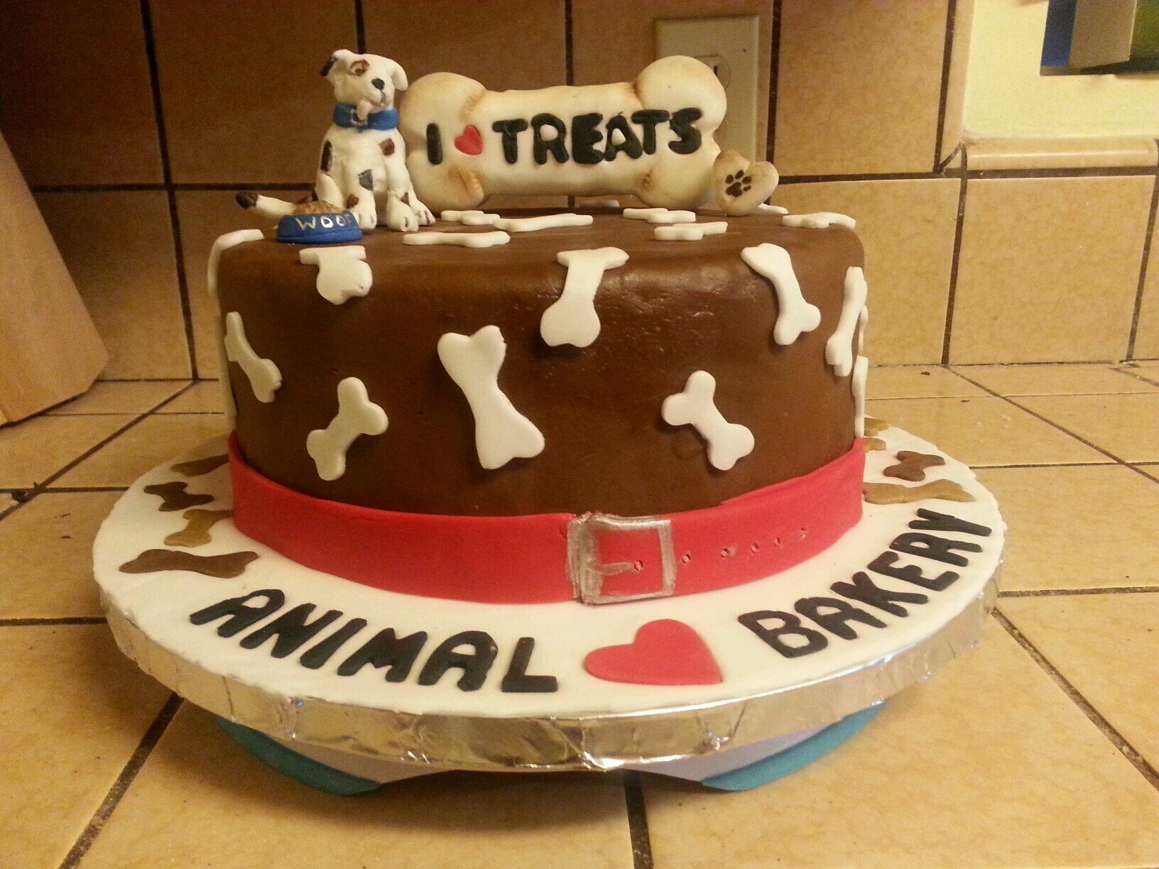 Spealizing in 100% All Natural and Organic Dog treats... You should come sniff us us out