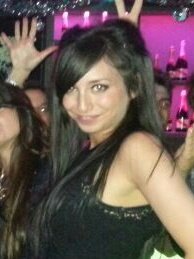 crisdilar's profile picture. Son incomodos, los notas.