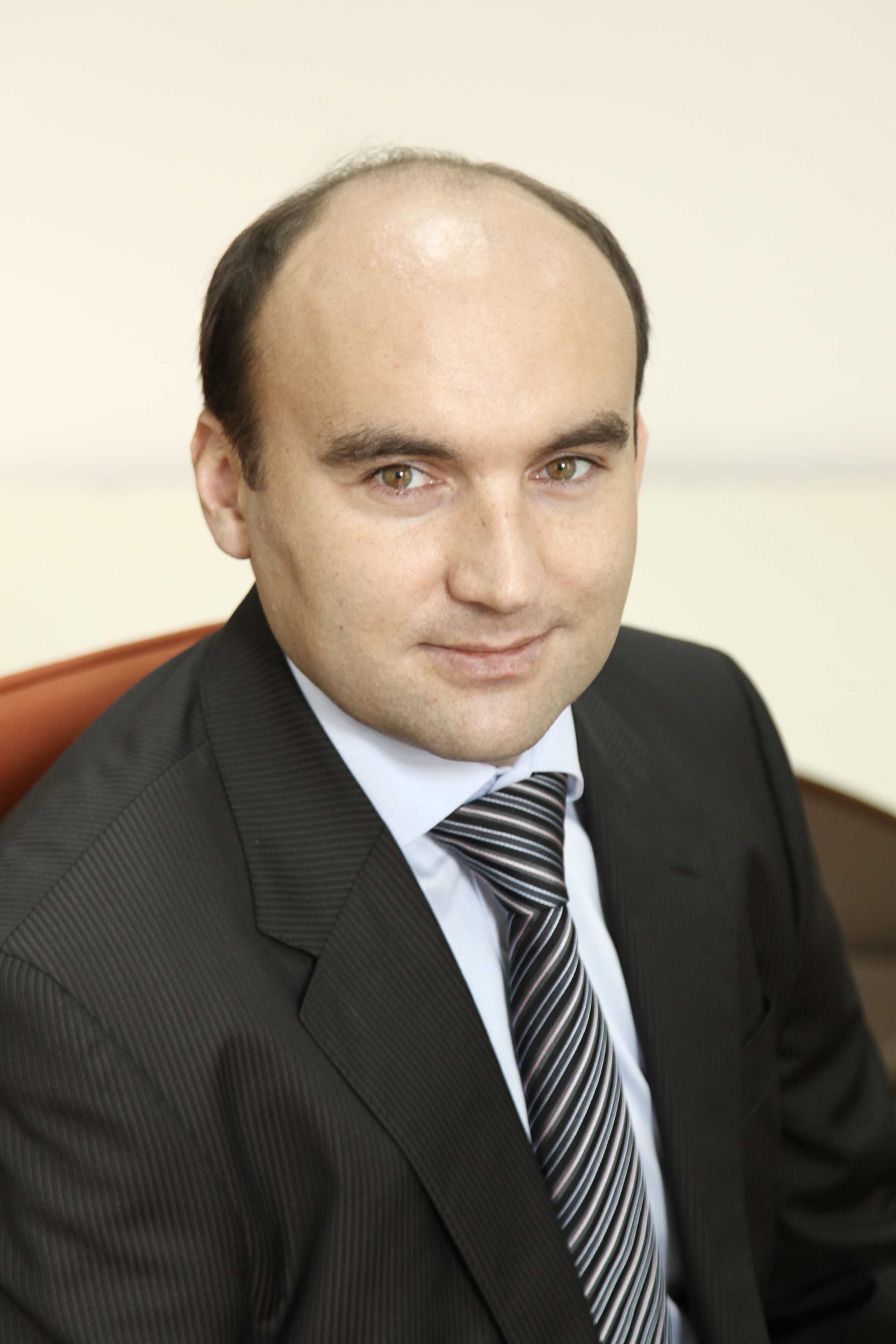 Працюю в області фінансів, інвестицій