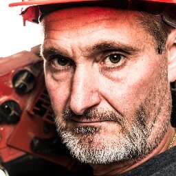 Official Twitter account for #TimberKings André Chevigny. #MakeADifference #hgtvcanada. For Appearances/Speaking etc. contact Lori Puzzolanti dayent1@aol.com