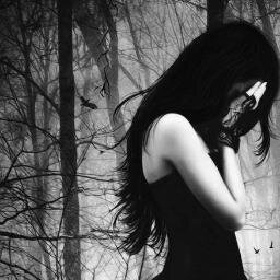 ''O silencio é a virtude dos loucos .. ''