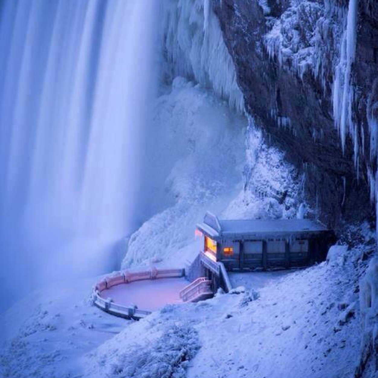 var111's profile picture. 