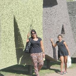 no me analises no voy a cambiar me gusta one direction (:  (: