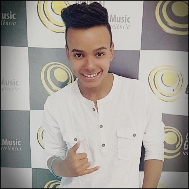 Fã club dedicado ao @Eujottaa ♥ Okay, agora me siga seu lindo ;)  (Fã club criado dia 13/12/13)