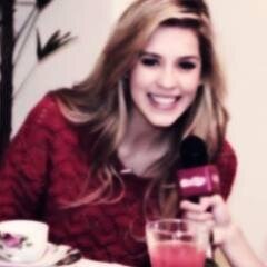 Saudade é aquele hóspede indesejável que insiste em morar no nosso coração..♥