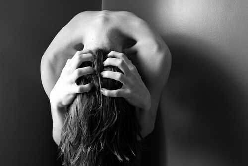 Relatable tweets about life with anxiety. You're not alone. Stay Strong ♥