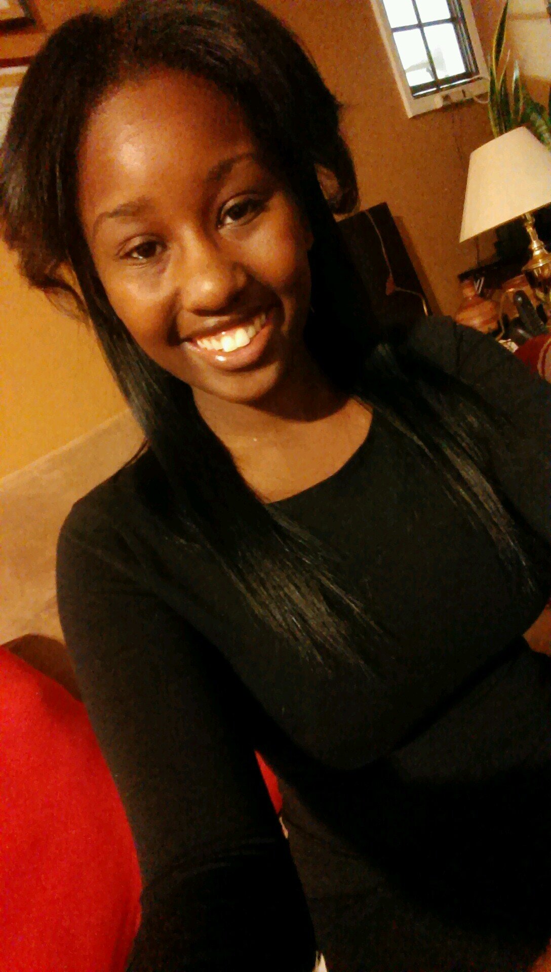Follow me. :).#CollegeWoman. #0820 