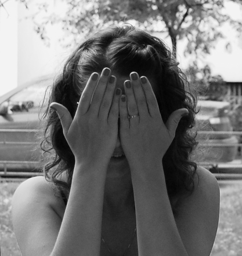 hellagut's profile picture. follow where Mary goes