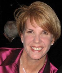 SEMullenix's profile picture. Wife, mom, Realtor, regional manager, wanna-be gardener and cook.