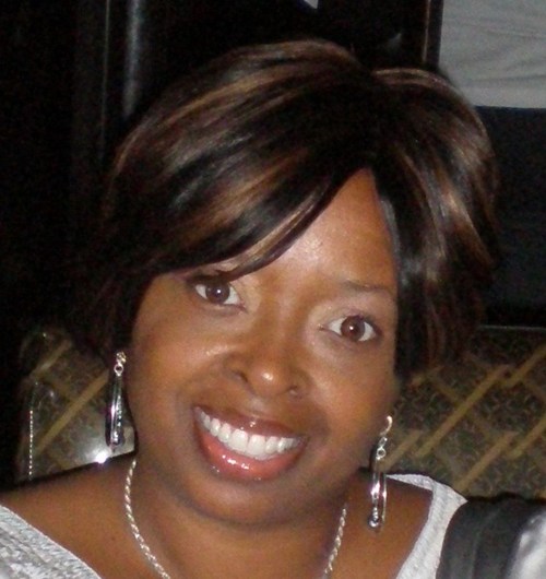 KatsSellingAvon's profile picture. 