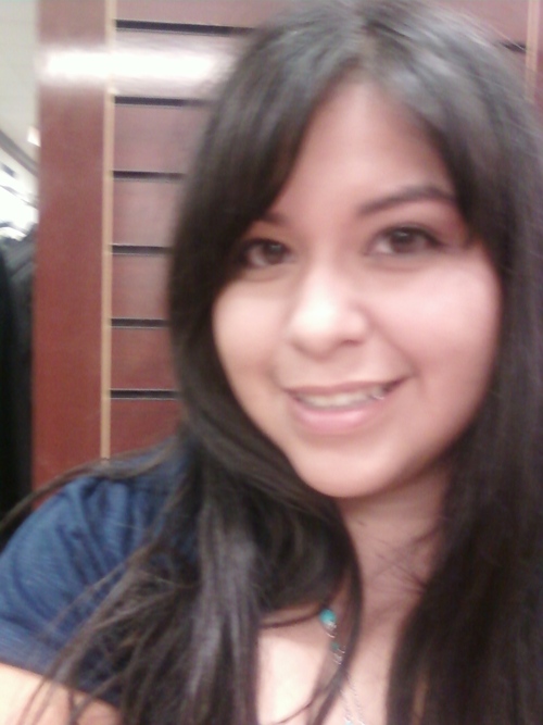 Stephanierleal's profile picture. 