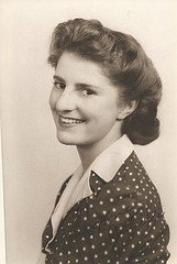 ozimanndias8's profile picture. bibliomaniac janeite nextgen librarian who wants to raise goats and grow up to be Barbara Kingsolver