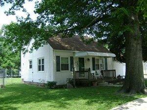 2 homes for sale: 156 and 160 Clinton Ave. Elyria, OH 44035 Please call: (440) 366-6400