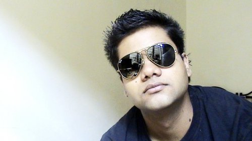 apitrola's profile picture. 