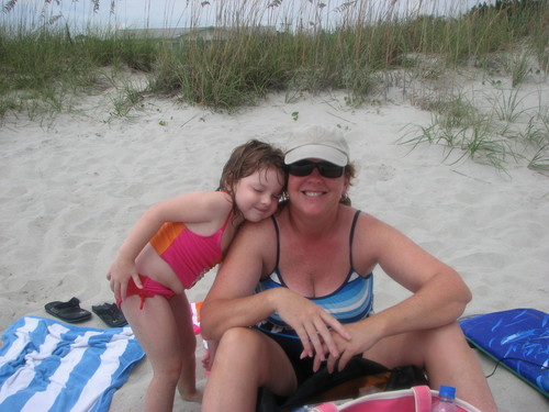 Stay at home mom and loving it!Have three awesome kids and one awesome husband!