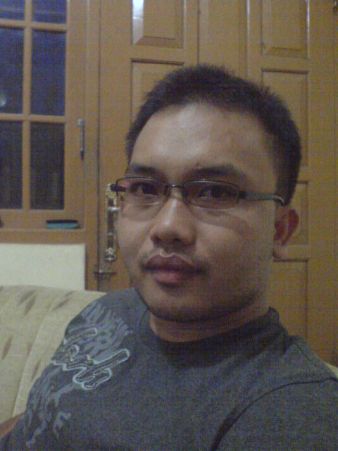 phartoyo's profile picture. Manusia Biasa