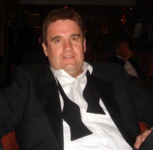 LowGasBill's profile picture. Internet businessman with a plan trying to save you up to HALF on your UK  Gas, Electric , Phone & Broadband bills with http://t.co/A6LQGAdWRw.