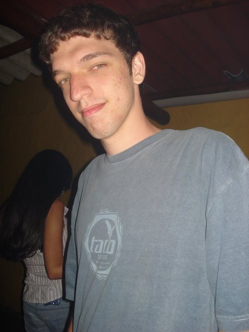 Gabriel Francisquini Teixeira
Nascido em São João del Rei em 7 de agosto de 1987.