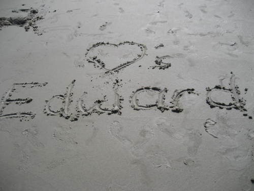 blondychica's profile picture. 