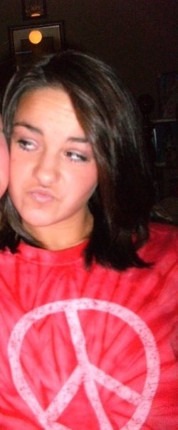 brown hair and brown eyed girl. freshiee. 14 years. october 10th bday. lives life! hannah elizabeth is the name. im 5 foot 3 in. i lovee being mee!! (:
