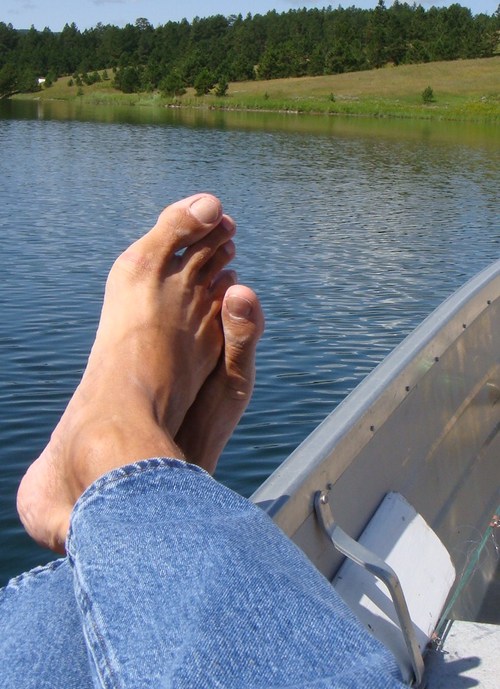 Maui16879556's profile picture. A traveler trying to find his way along the high, narrow and hard road. May I never take advantage of others along the way.