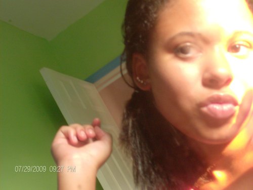 Hi! My names Christina-Marie,my bday is nov 7,i lov bein with my friends and people that can make me smile :),my fav color is green,and i lik all music. Ask me!