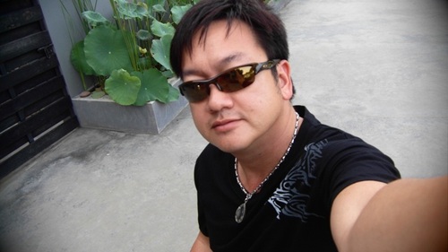 Man who always fun and enthusiatic power.
You can join me at my facebook.