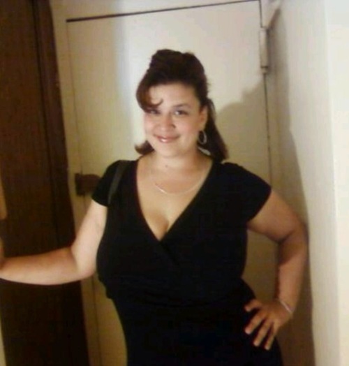 A homemaker a blessed mom of three wonderful young men and enjoy reading and spending time with my family