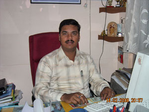 Handwriting & Signature Analyst