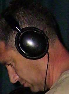 BRO Beat Club with Simon Field Sundays 8pm to 10pm on BRO Radio, 98.1 - 106.1FM in the Vale of Glamorgan, and online at https://t.co/7buT2vwXjd @broradio