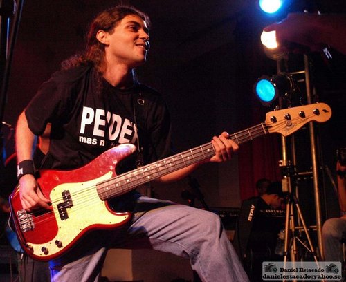 BrunoMasquio's profile picture. Solo bass player