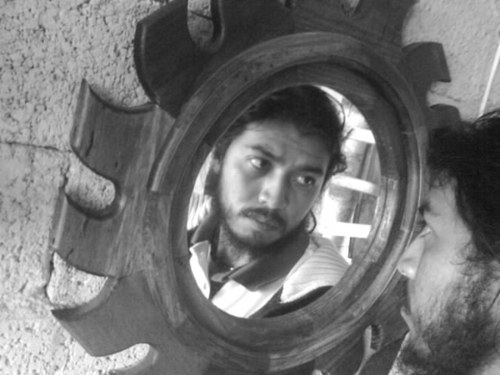 eL_sOlAr's profile picture. ...sObReViViEnDo A sIeRtOs  MoMeNtOs eN lA vIdA...