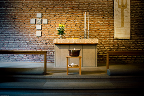 CkTumba's profile picture. Centrumkyrkan är en kyrka mitt i Tumba centrum i Botkyrka kommun.  Centrumkyrkan är en del av trossamfundet Equmeniakyrkan (tidigare Svenska Missionskyrkan)