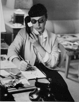 emma_thorne's profile picture. You can’t spell awesome without me.