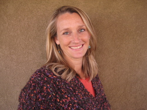 A #copywriter for over 18 years, I develop strong #brands, including brand positioning & brand stories. I'm interested in #psychology & #neuroscience.