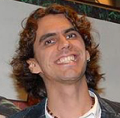 zeubritto's profile picture. um dos últimos novos românticos baianos dos trópicos.