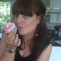 Helen Inglis (@buttonfactory) 's Twitter Profile