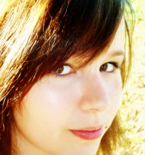 Hey i'm Aimee! i love: JB, MS, mitchel musso, demi, selena and much more xD follow me