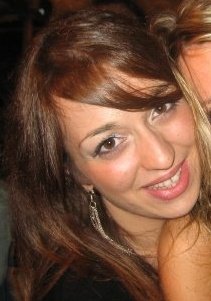 schweeps's profile picture. Sorrido molto. Sopporto abbastanza. Canto male, anzi malissimo. Abbraccio mai abbastanza. Dormo poco. Sbircio il giusto. Sogno sempre. Amo a modo mio.