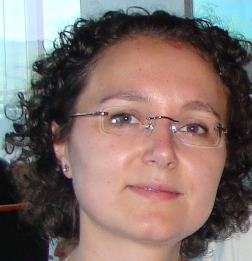 oana_bunau's profile picture. Marketing IT services. Color&Music-a-holic