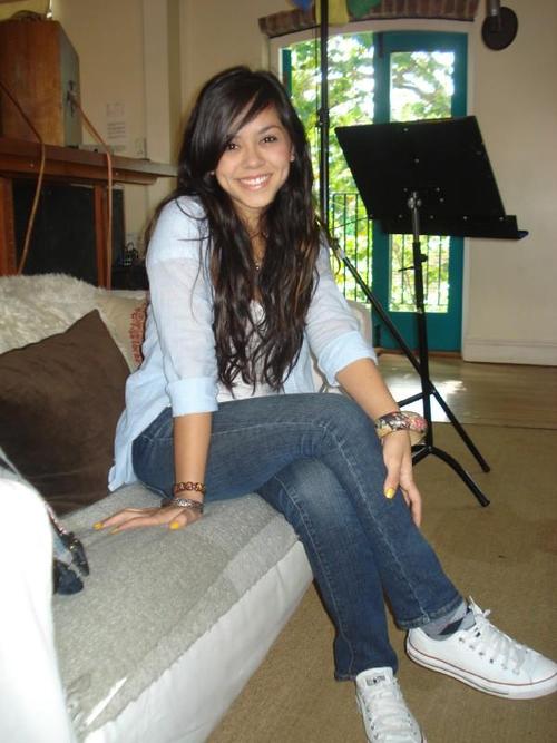 Hey it's Lyss and this is my back-up for @alyssabernal (i don't have an 3rd account!) xo