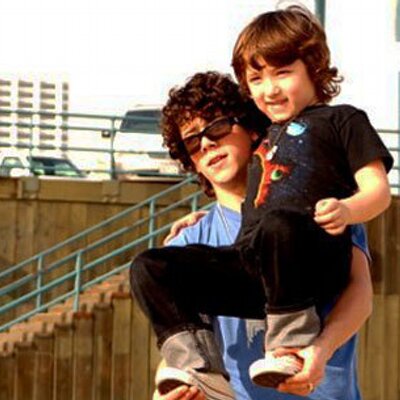 Franklin Jonas (@itsfrankiejonas) | Twitter
