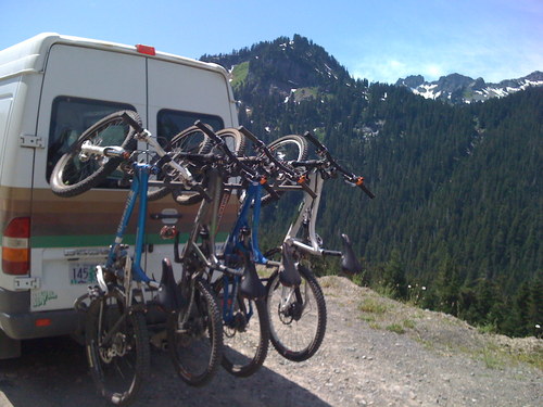 The Bionicon Mobile Shredquarters is a full-service mobile demo fleet, ready to ride wherever you are!