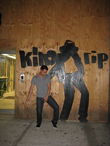 v_tweeple_e's profile picture. Internet Money