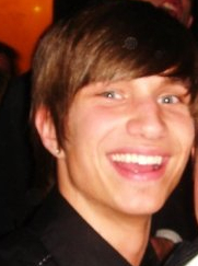 OutFITzachS's profile picture. DON'T USE THIS ACCOUNT ANYMORE
-----------------------------------------------
FOLLOW ME AT @DJR3DLINE