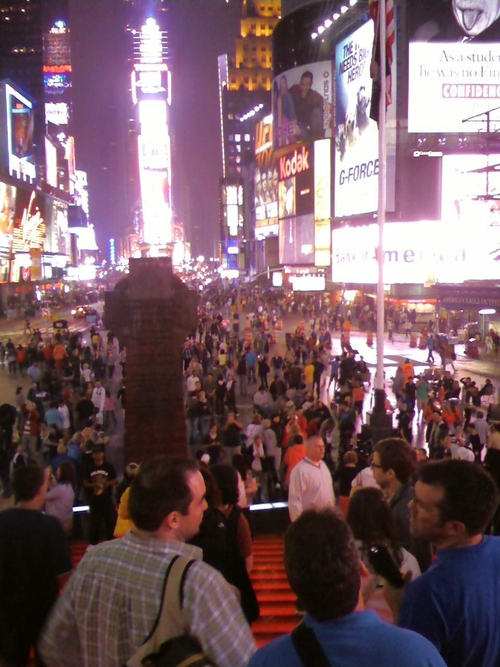 BillySavage's profile picture. YES! I am a female who likes music, art, tasting food, dancing to my own song, watching movies,