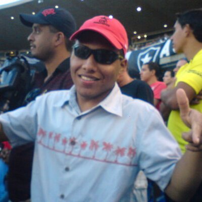 acaroucha's profile image